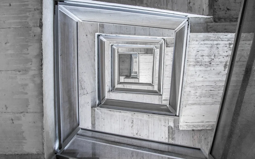 Ninety seconds in a stairwell